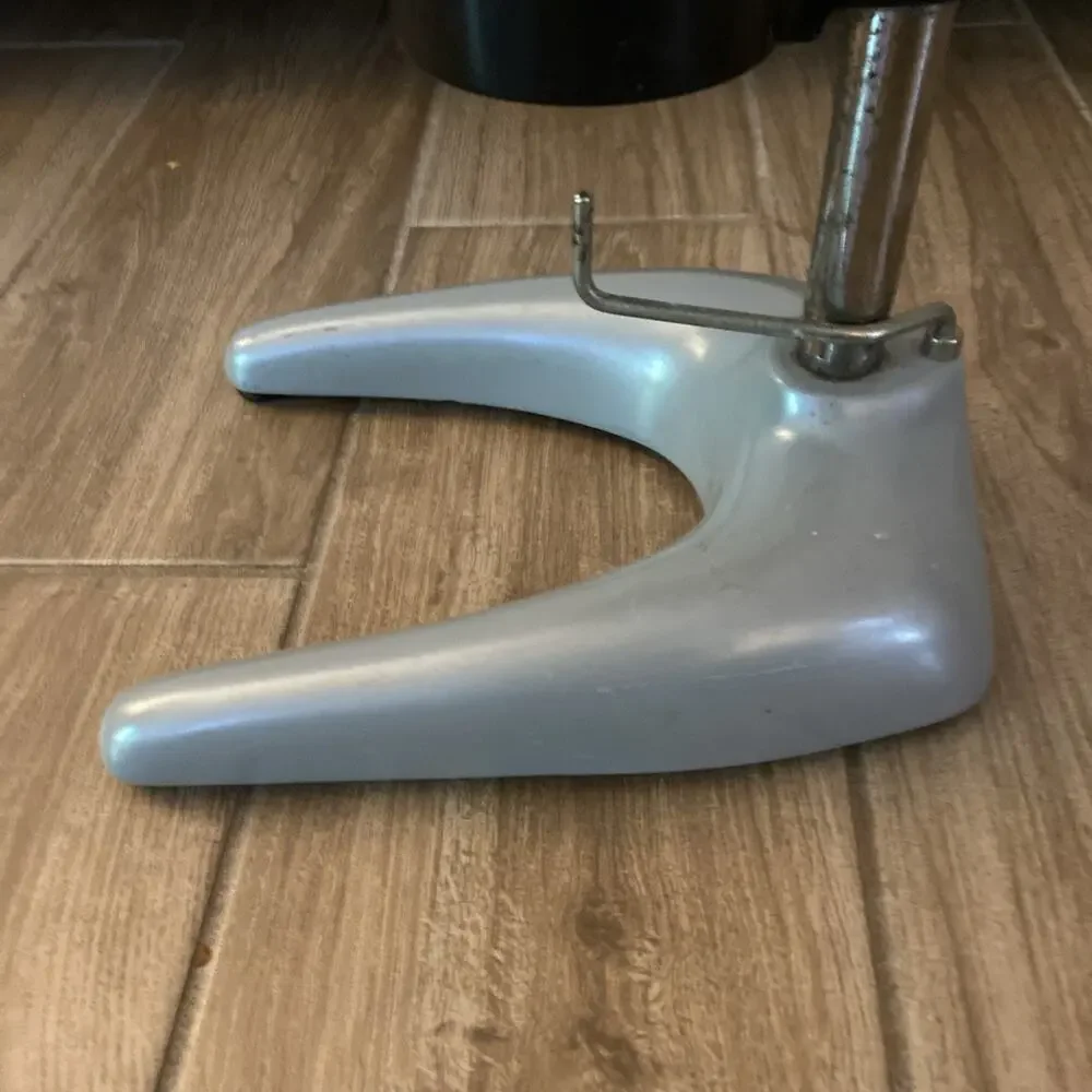 Hamilton Beach Commercial 932 Manual Citrus Juicer Press - Heavy Duty Cast Iron